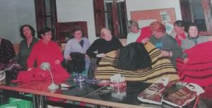 Año 2011. Soto de San Esteban. La mujer rural mantiene las tradiciones con los trajes regionales