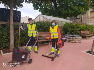 Año 2020. Espejón. Sagrario y Luci Alcalde. Alguacilas y regentan su bar.