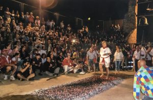 Año 2017. San Pedro Manrique. Maria Martina Calvo. Paso del fuego. Noche de San Juan.
